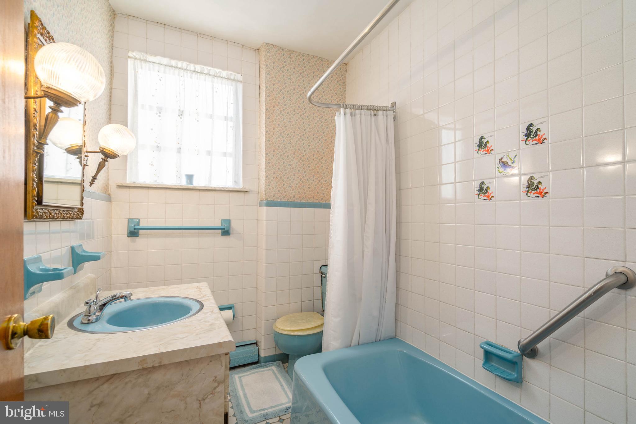 6318 Reedland Street Philadelphia, PA 19142 - Photo 17 of 20 Gallery Image 17