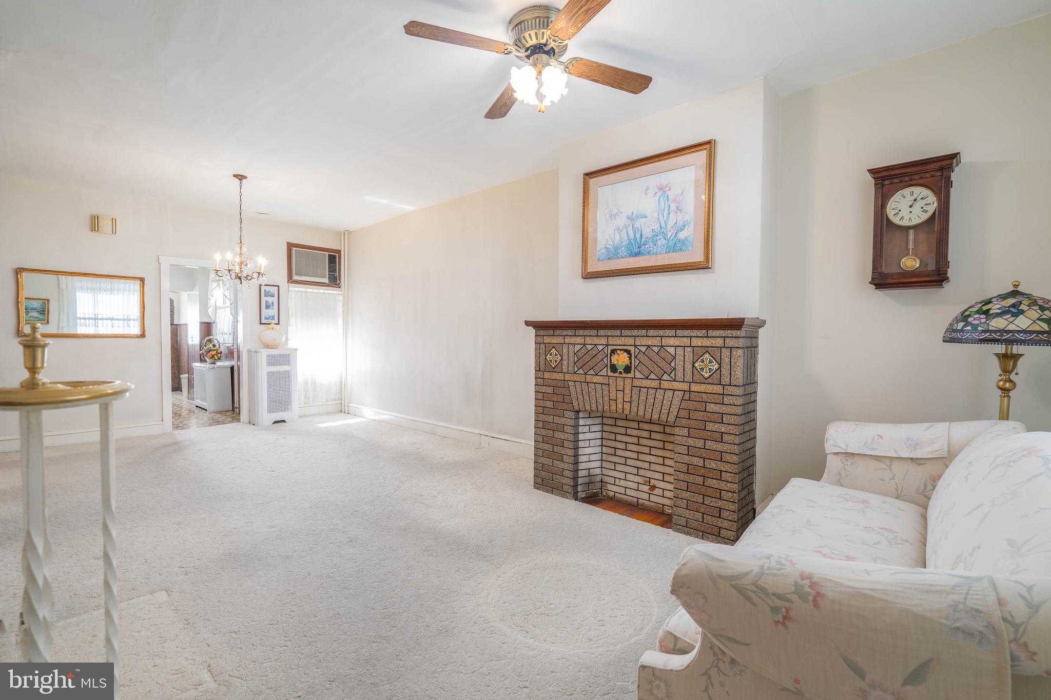 6318 Reedland Street Philadelphia, PA 19142 - Photo 4 of 20 Gallery Image 4