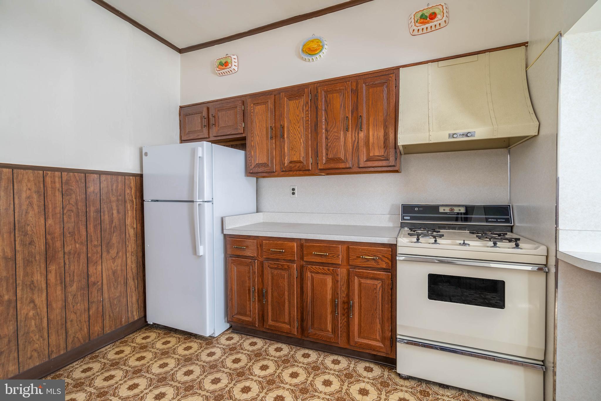 6318 Reedland Street Philadelphia, PA 19142 - Photo 9 of 20 Gallery Image 9