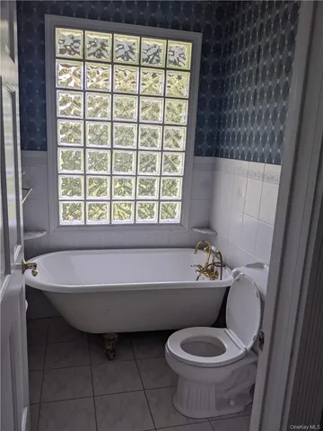 $2,100 | 176 Pine Tree Road, Unit 2, Monroe, NY 10950