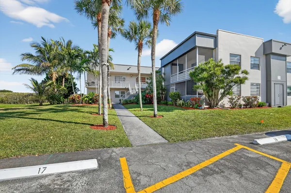 $170,000 | 743 Burgundy P, Delray Beach, FL 33484