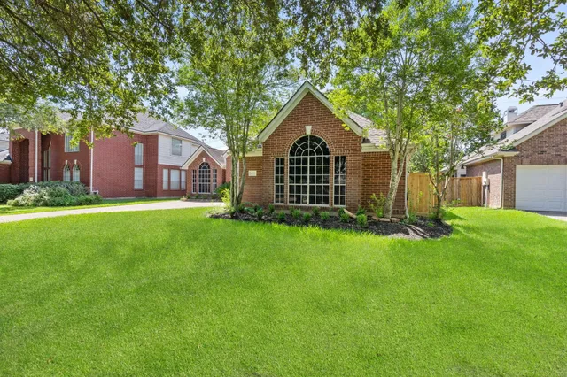 $2,600 | 4503 Summer Lakes, Sugar Land, TX 77479