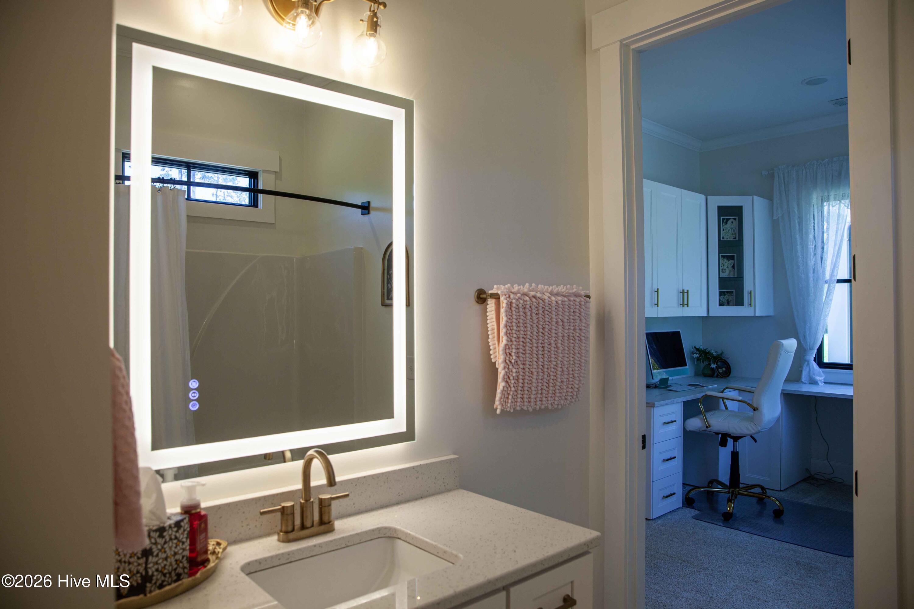 5690 White Oak Road Appling, GA 30802 - Photo 45 of 69 16Bathroom2