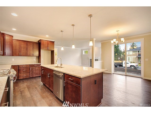 12 200th Place Southwest Bothell, WA 98012 - Photo 5 of 14