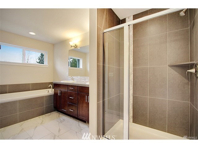 12 200th Place Southwest Bothell, WA 98012 - Photo 8 of 14