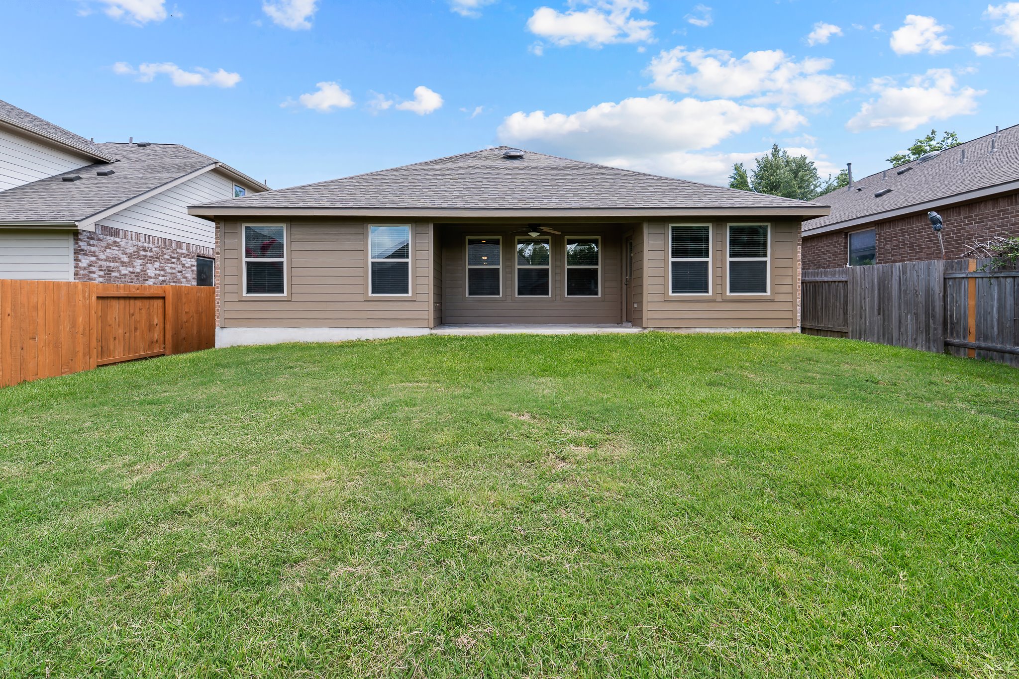 4517 Chestnut Meadows Bend Georgetown, TX 78626 - Photo 34 of 40