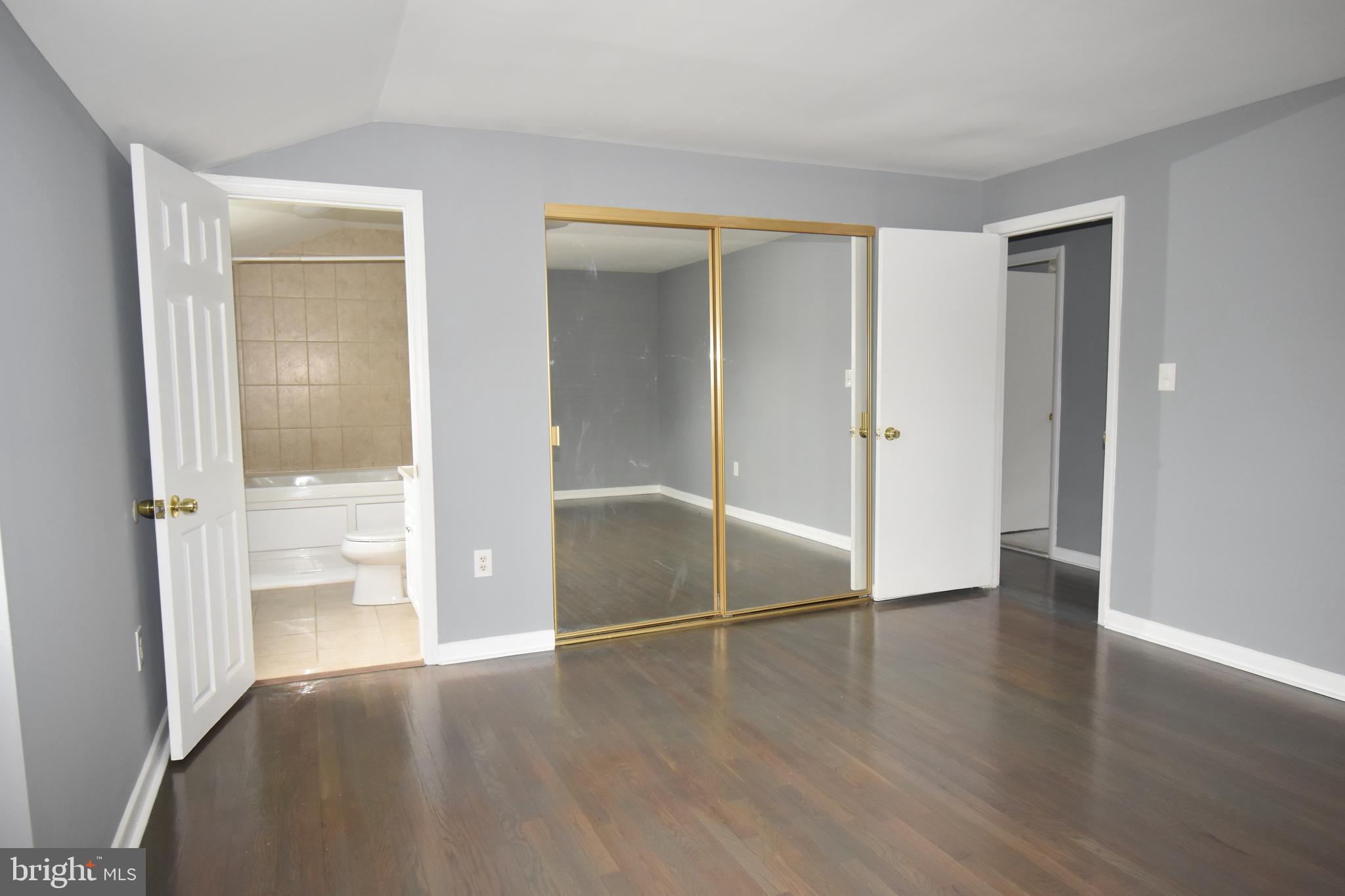 1430 Hallwood Road Baltimore, MD 21228 - Photo 16 of 28 Gallery Image 16