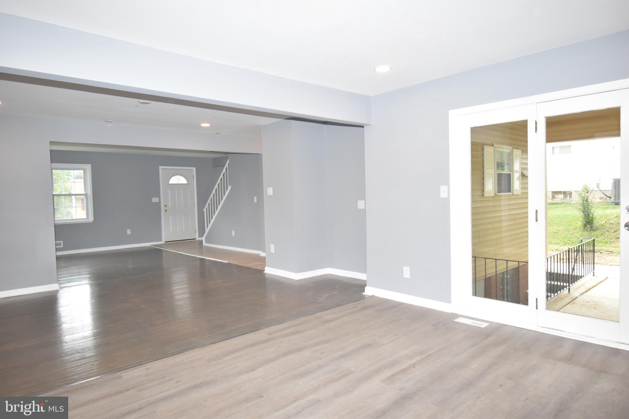1430 Hallwood Road Baltimore, MD 21228 - Photo 7 of 28 Gallery Image 7