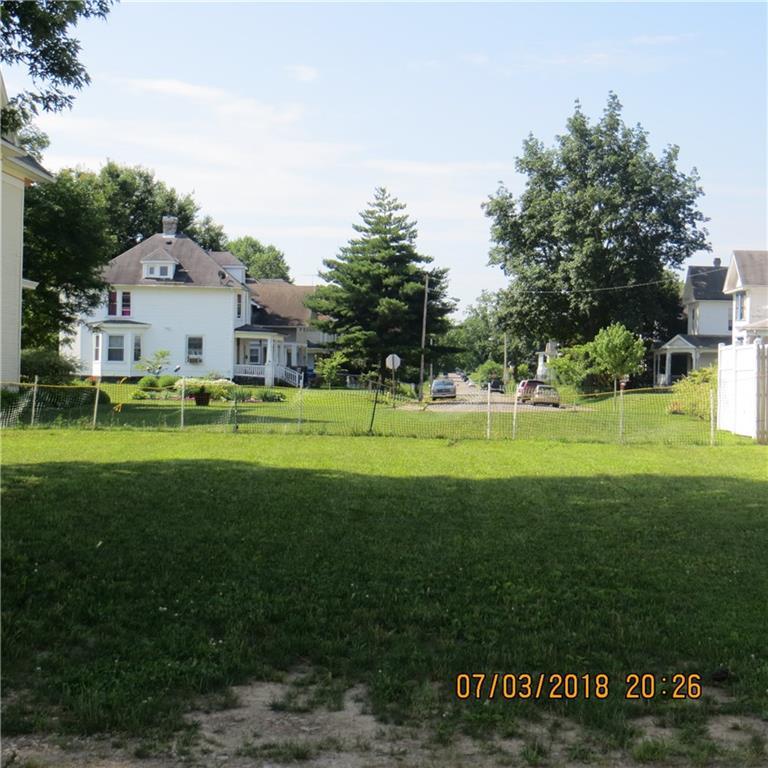 24 West Perrin Avenue Springfield, OH 45506 - Photo 2 of 3