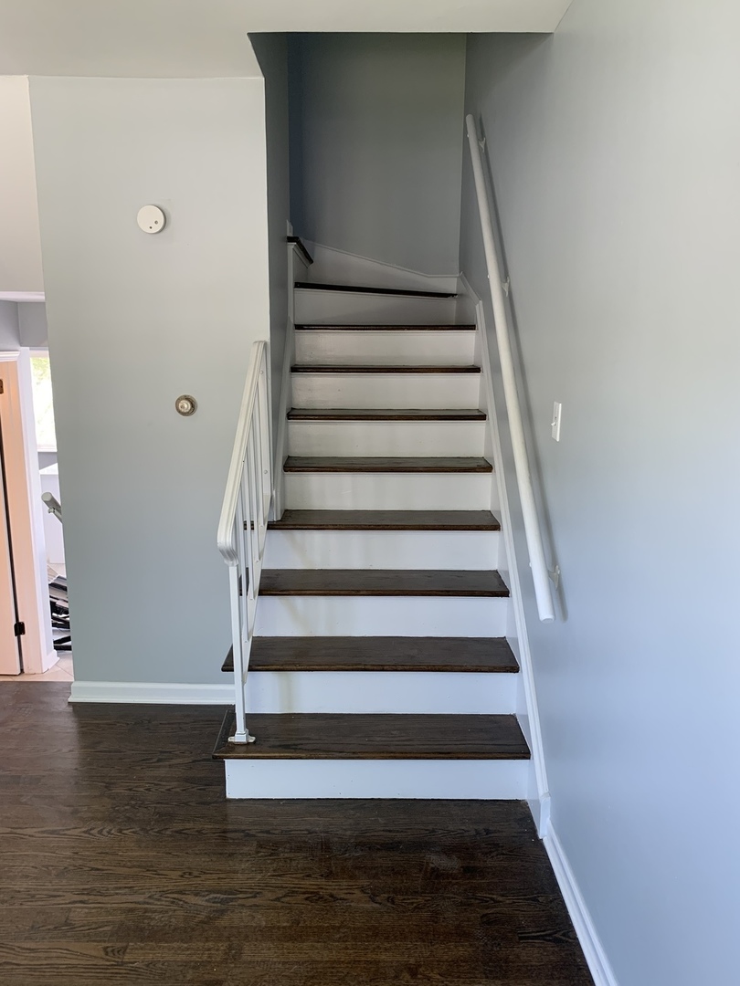 74 West 140th Street Riverdale, IL 60827 - Photo 2 of 20 a view of entryway