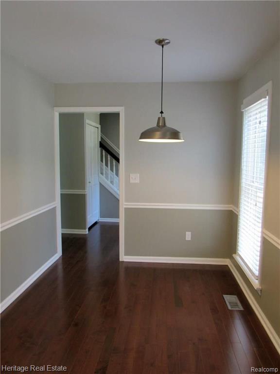 1342 North Fairview Lane Rochester, MI 48306 - Photo 13 of 39