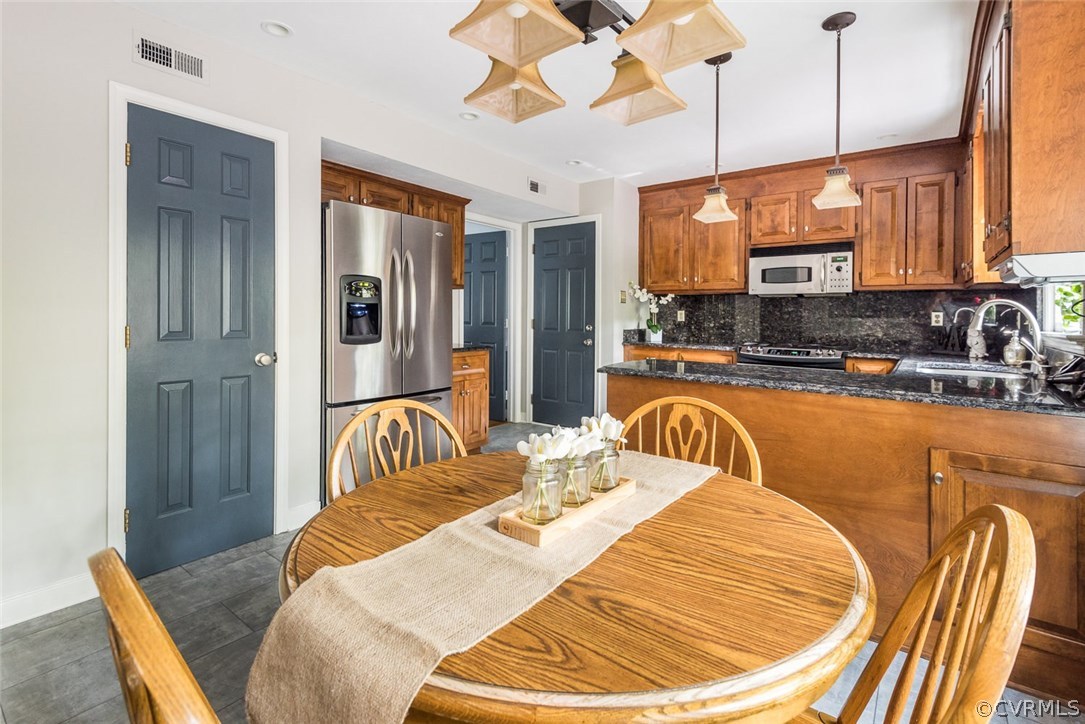 13903 Turtle Hill Road Midlothian, VA 23112 - Photo 11 of 45 Gallery Image 11