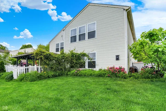 $358,999 | 9001 Harrison Run Court, Indianapolis, IN 46256