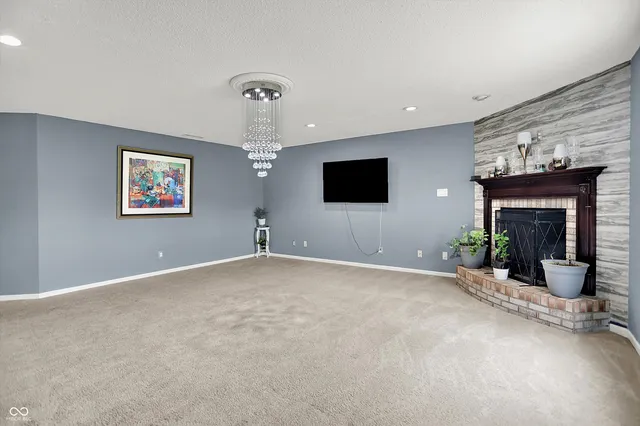 $358,999 | 9001 Harrison Run Court, Indianapolis, IN 46256