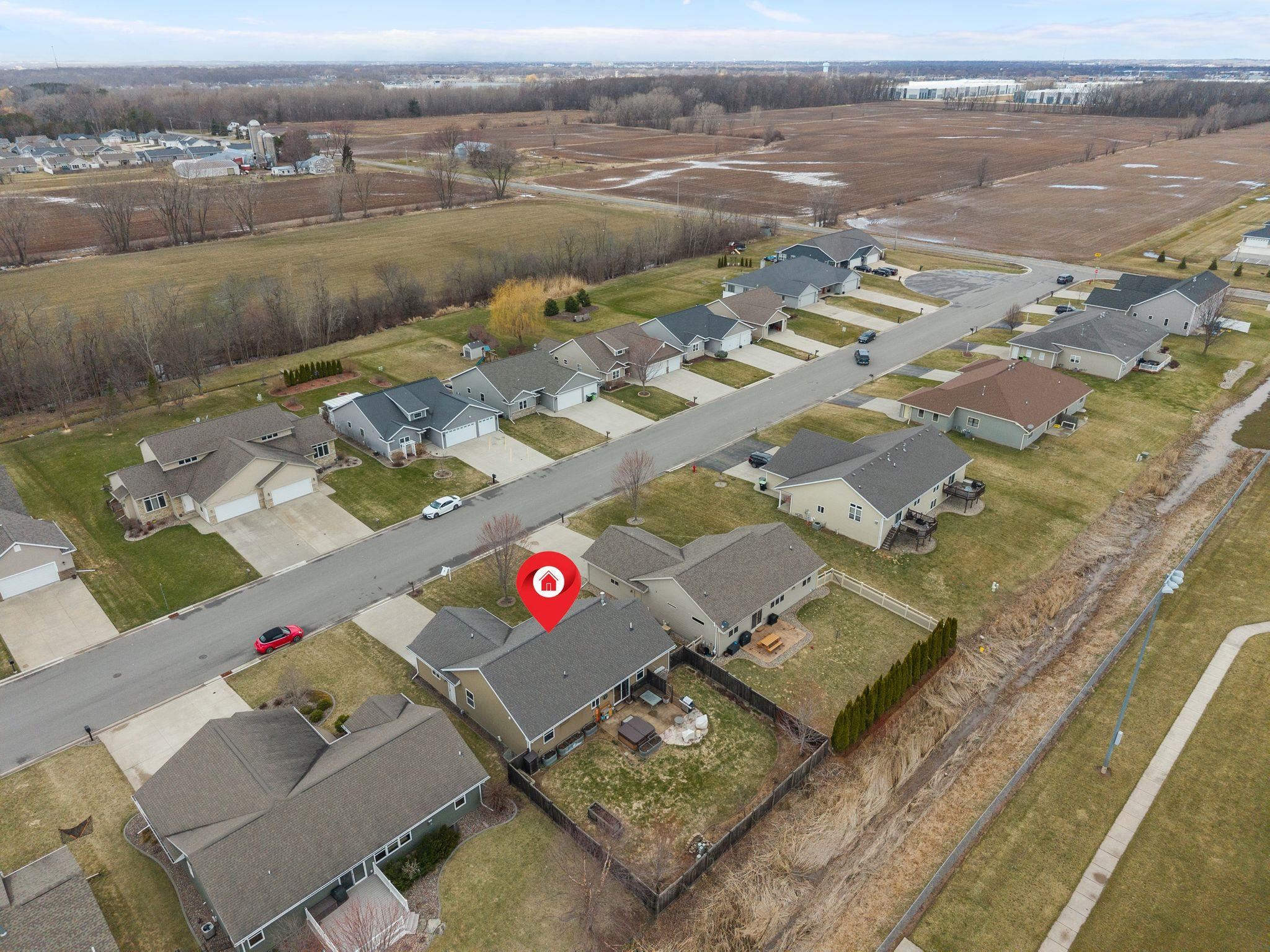 N9050 Spring Valley Road Menasha, WI 54952 - Photo 33 of 42