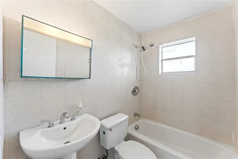 $200,000 | 2496 Southwest 17th Avenue, Unit 5306, Miami, FL 33145