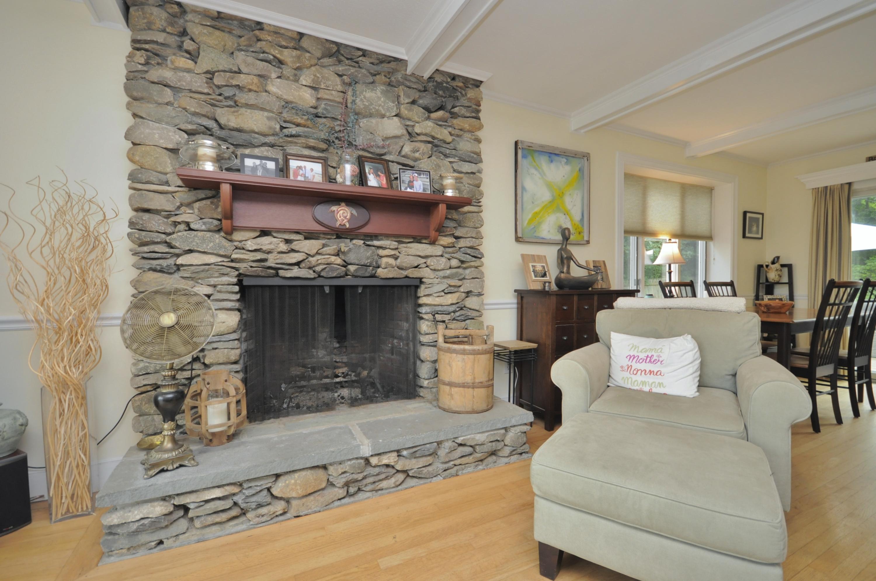 18 Menotomy Road Plymouth, MA 02360 - Photo 10 of 29 18 (98)