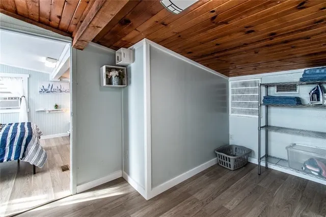 $280,000 | 938 East Lakeside Drive, Corpus Christi, TX 78418