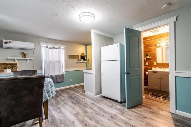 $280,000 | 938 East Lakeside Drive, Corpus Christi, TX 78418