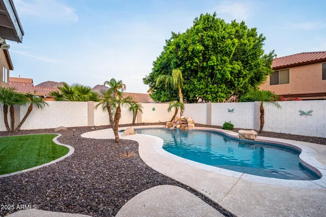$629,900 | 6805 West Tether Trail, Peoria, AZ 85383