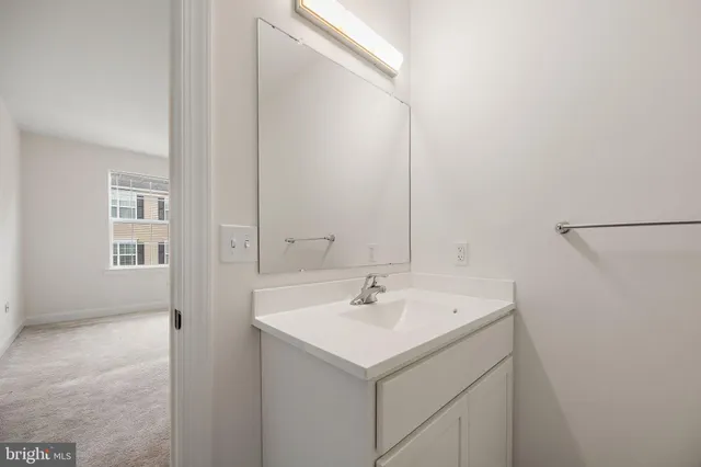 $2,395 | 607 Pony Lane, Wilmington, DE 19808