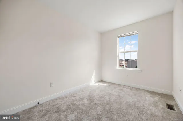 $2,395 | 607 Pony Lane, Wilmington, DE 19808