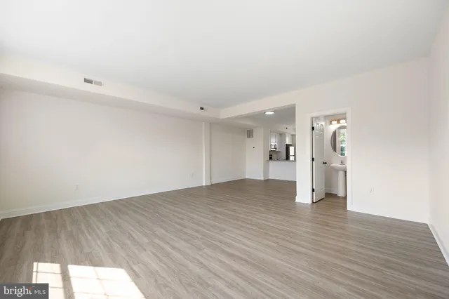 $2,395 | 607 Pony Lane, Wilmington, DE 19808