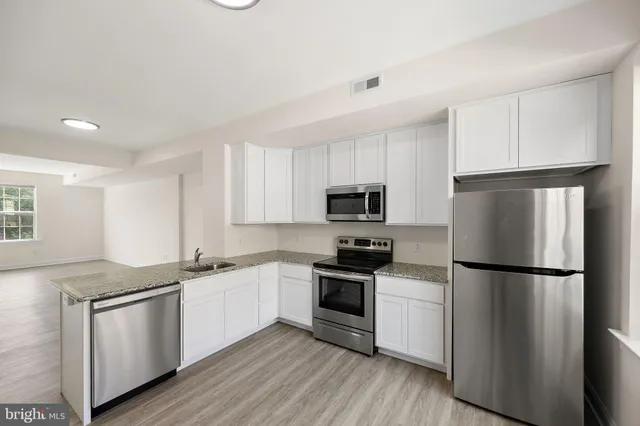 $2,395 | 607 Pony Lane, Wilmington, DE 19808