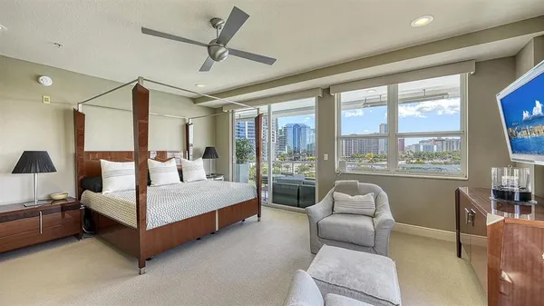 $15,000 | 650 Golden Gate Point, Unit 602, Sarasota, FL 34236