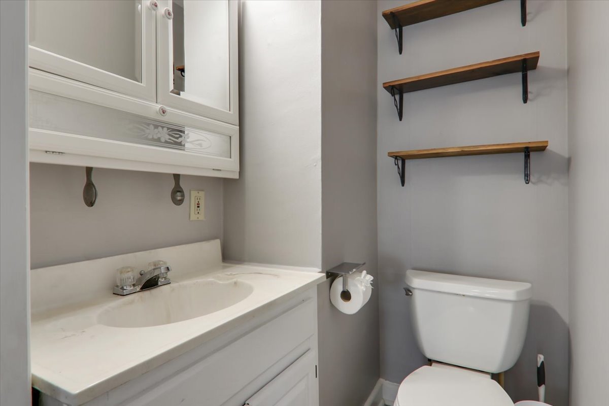 201 South Main Street Le Roy, IL 61752 - Photo 15 of 30