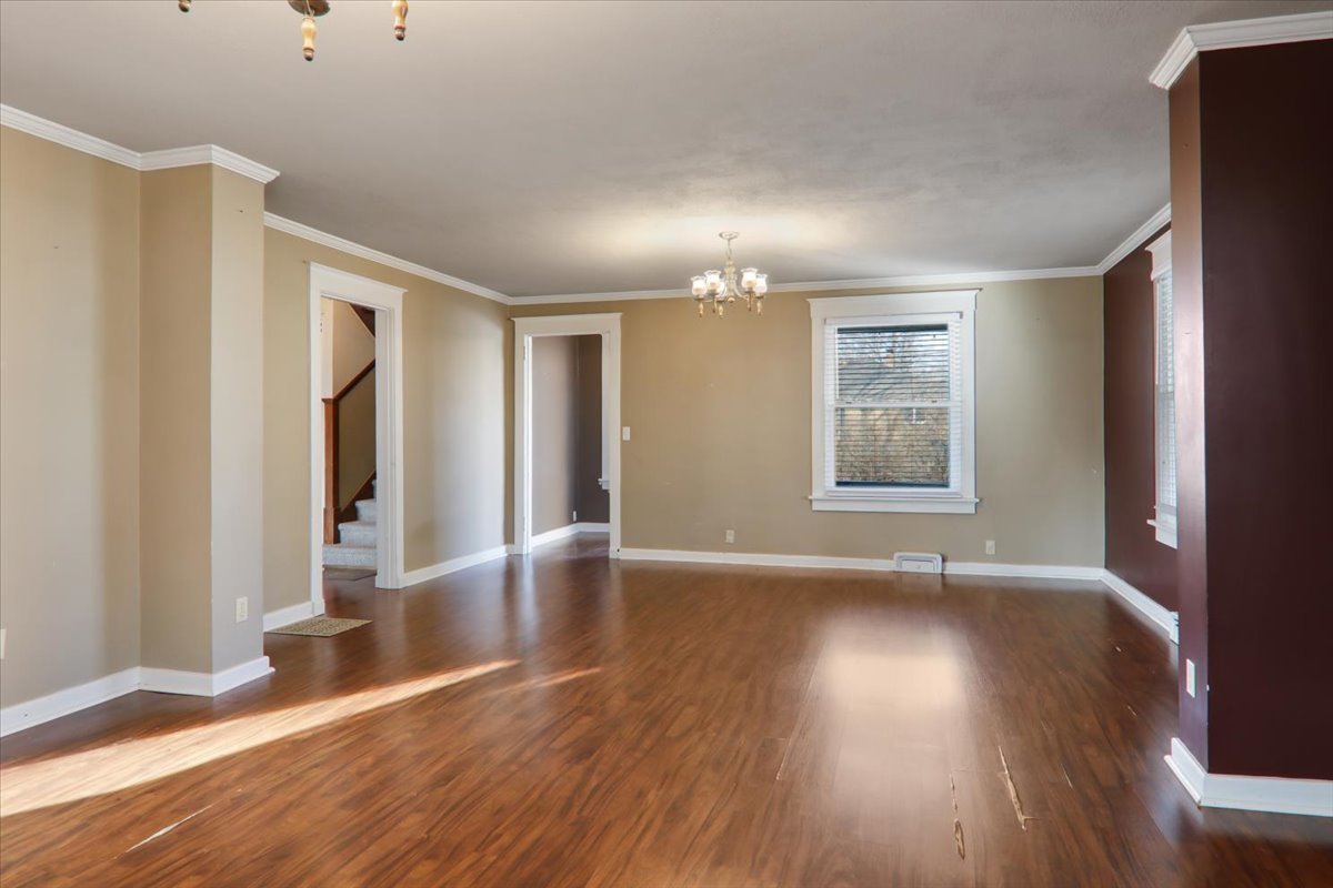 201 South Main Street Le Roy, IL 61752 - Photo 8 of 30