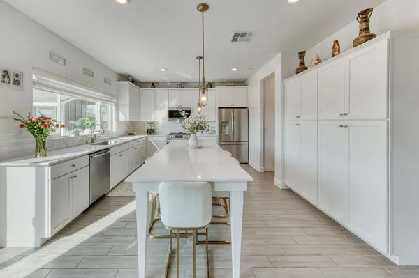 $500,000 | 7063 West Twain Avenue, Fresno, CA 93723