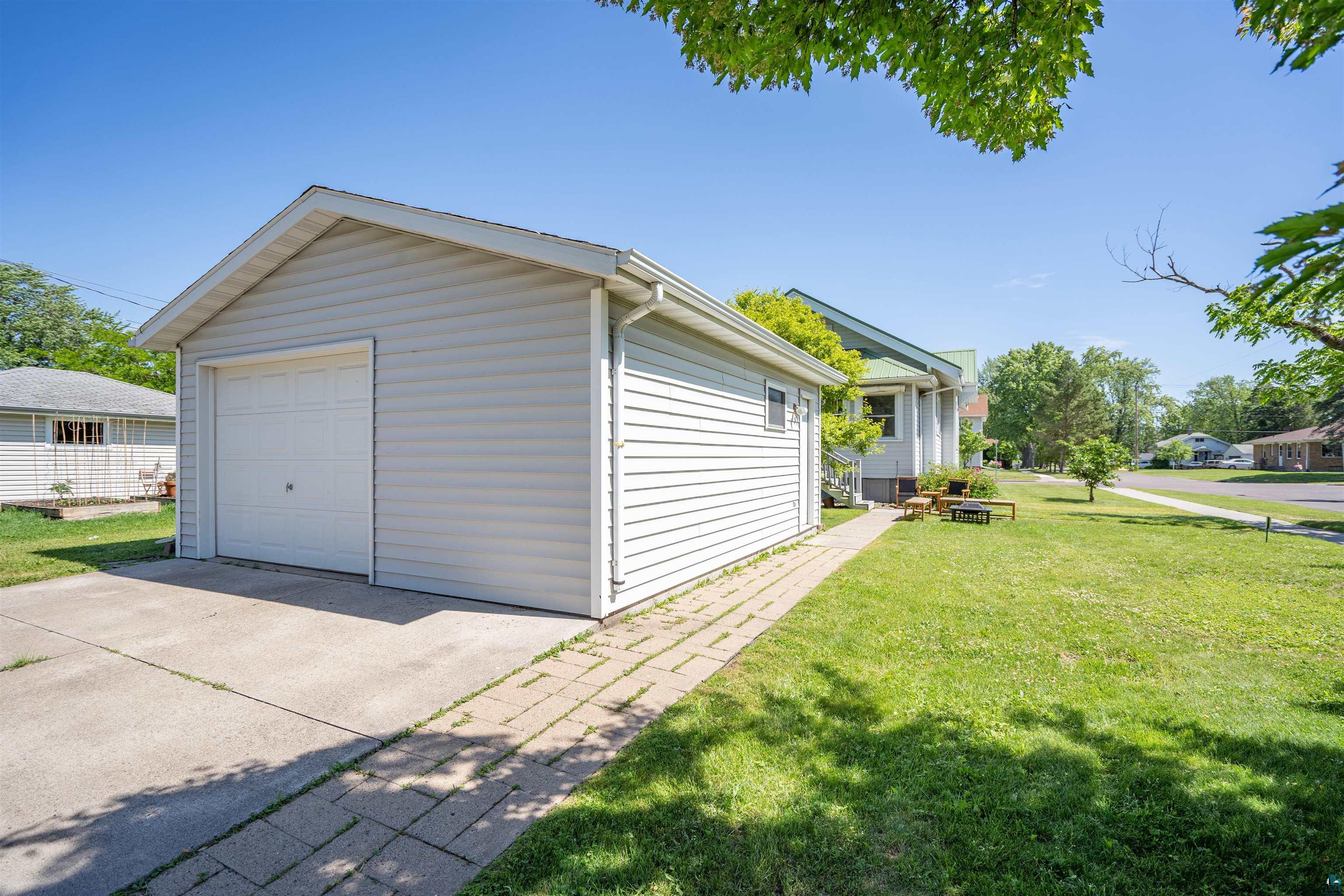 710 East 5th Street Superior, WI 54880 - Photo 35 of 36