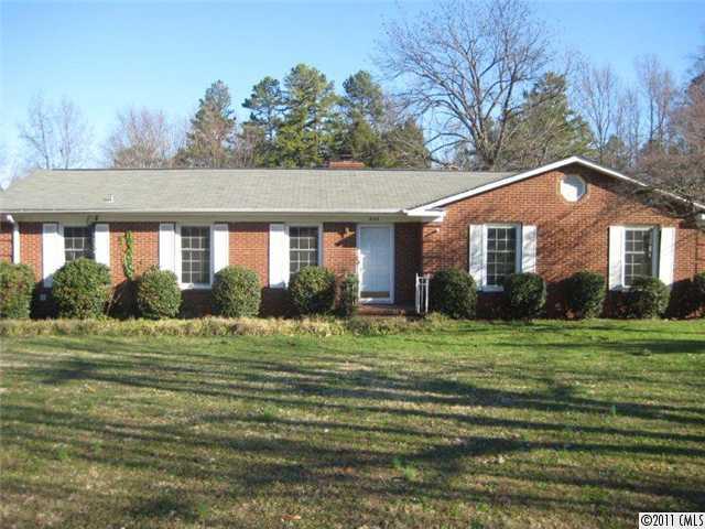 3125 Sunset Road Charlotte, NC 28216 - Photo 1 of 14 Gallery Image 1