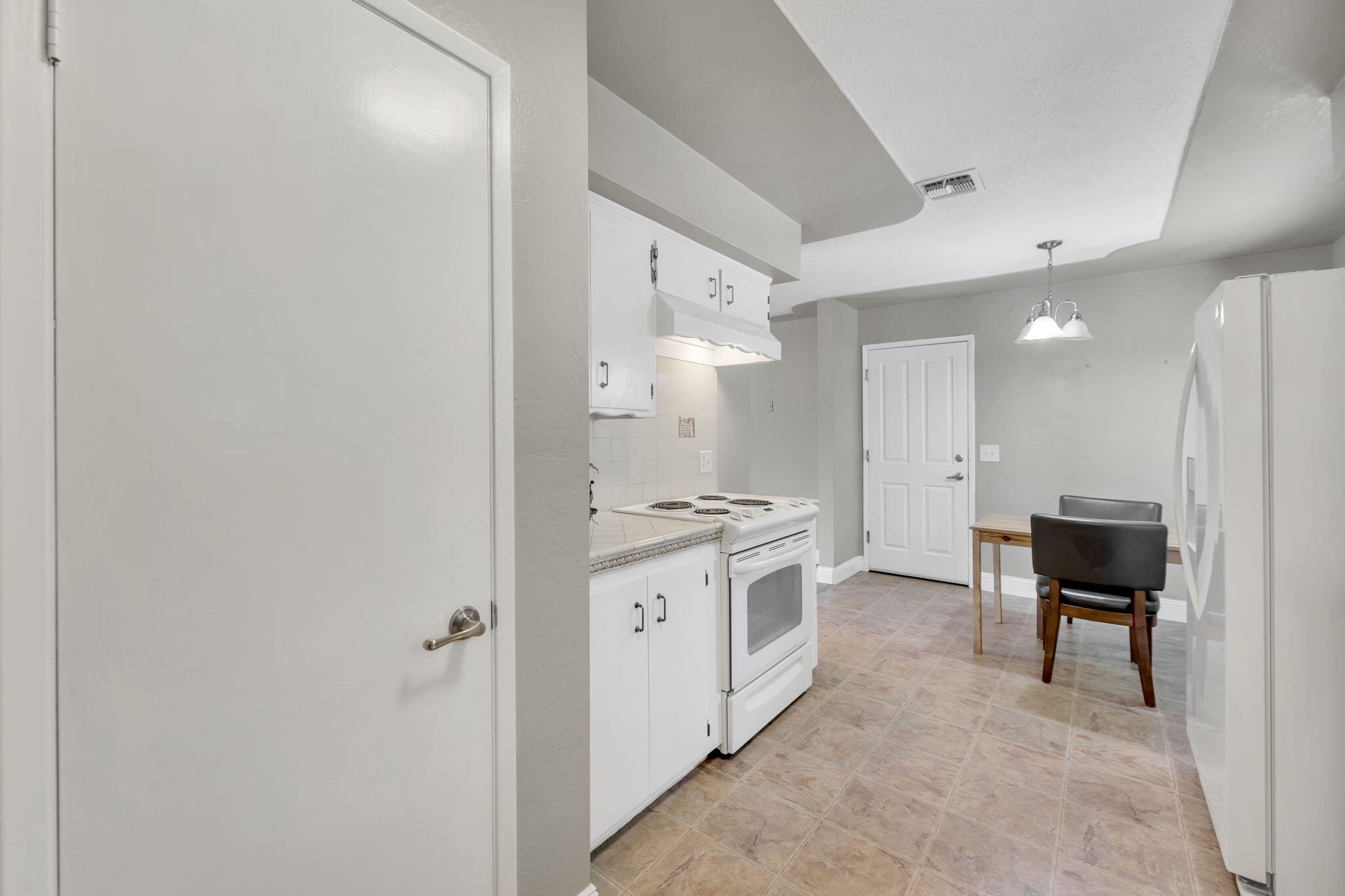 2739 Irwin Road Redding, CA 96002 - Photo 26 of 37 4-web-or-mls-HV7A1740
