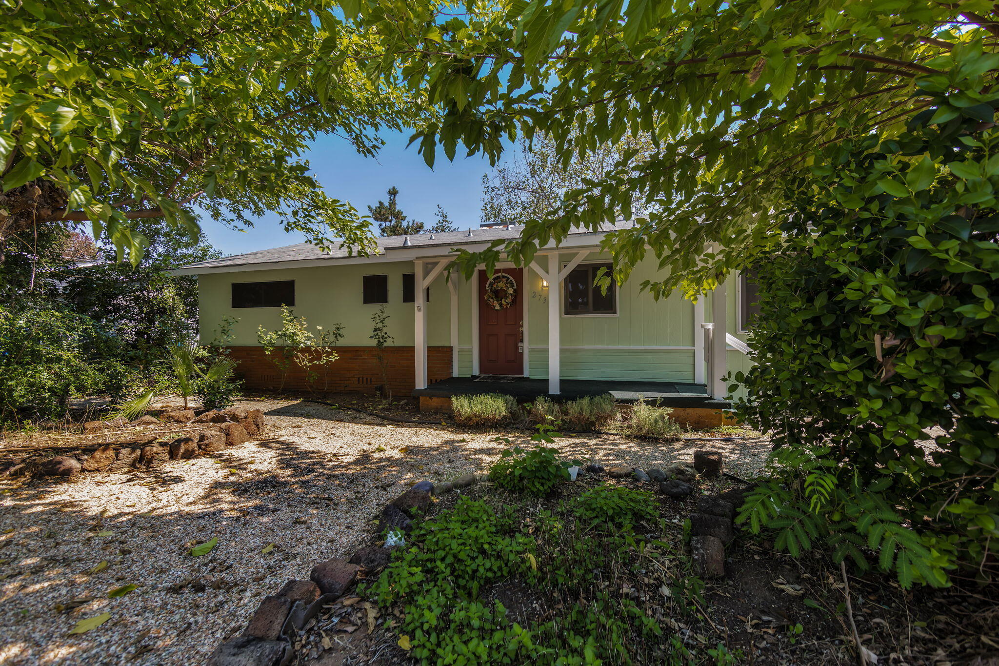 2739 Irwin Road Redding, CA 96002 - Photo 34 of 37 32-web-or-mls-HV7A1920