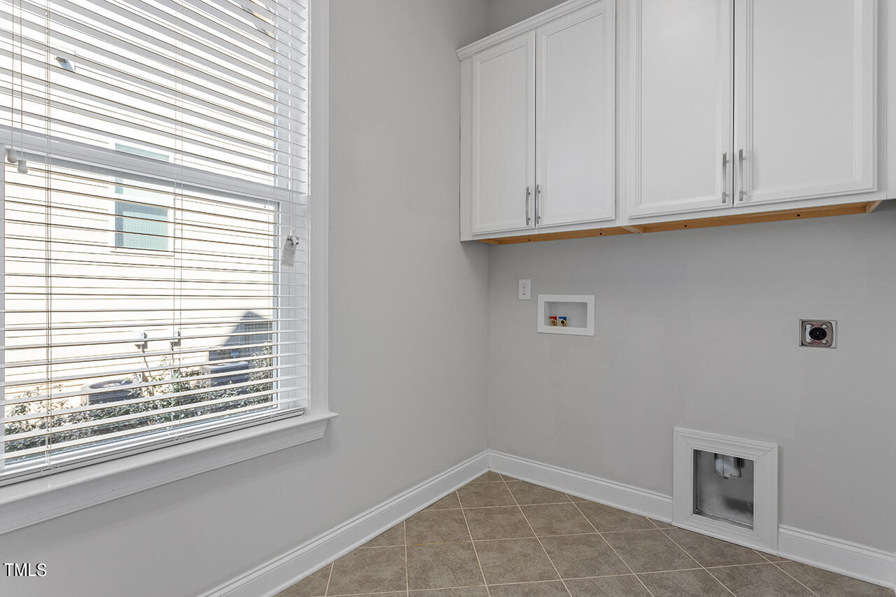 8121 Greys Landing Way Raleigh, NC 27615 - Photo 32 of 59 8121 Greys Landing Way_32