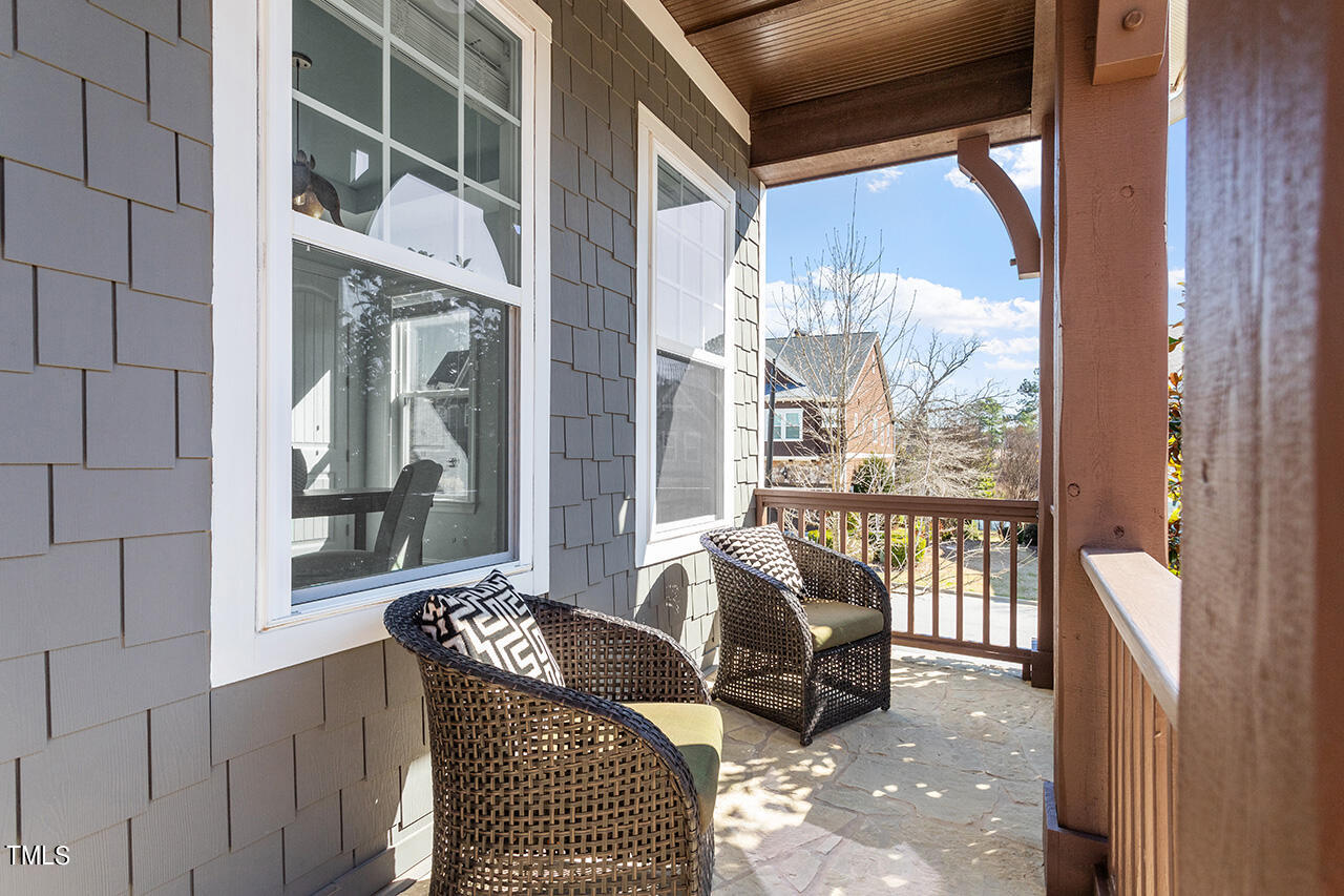 8121 Greys Landing Way Raleigh, NC 27615 - Photo 5 of 59 8121 Greys Landing Way_05