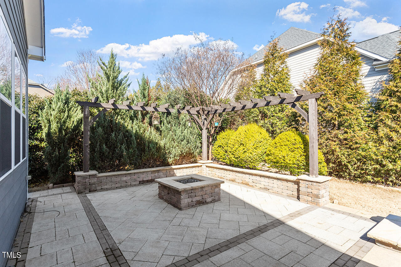 8121 Greys Landing Way Raleigh, NC 27615 - Photo 6 of 59 8121 Greys Landing Way_06