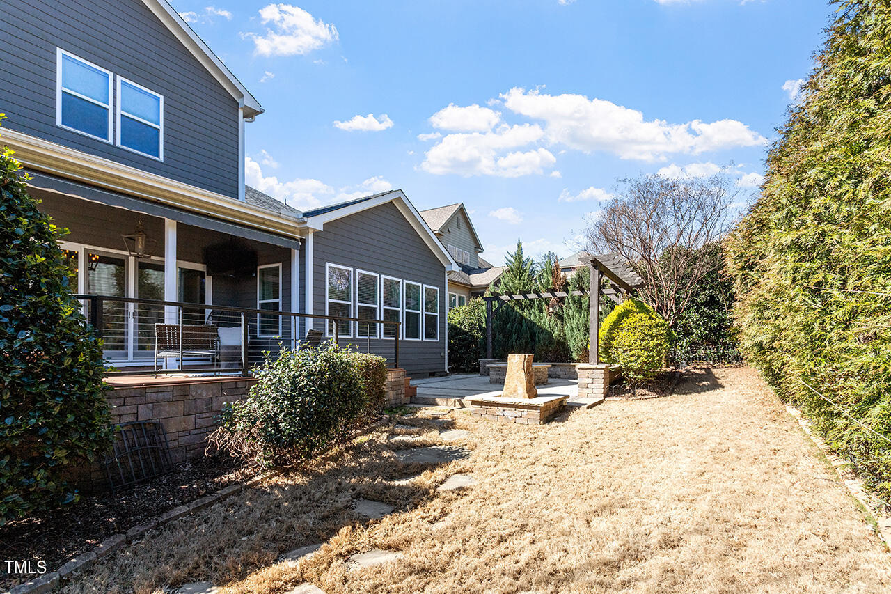 8121 Greys Landing Way Raleigh, NC 27615 - Photo 9 of 59 8121 Greys Landing Way_09