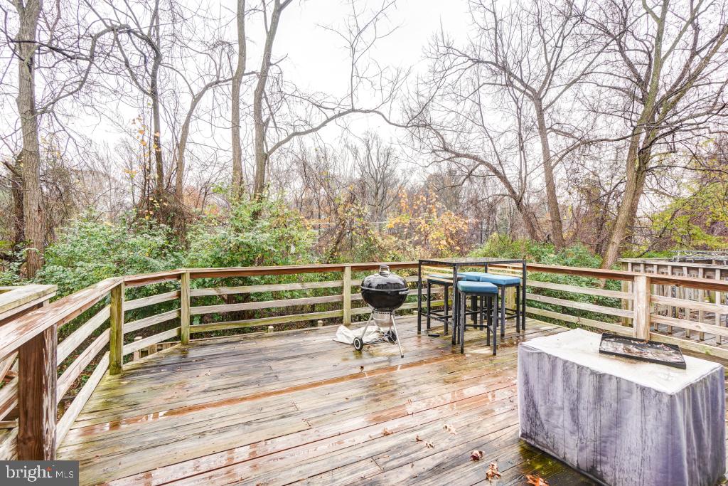 51 Kinsman View Circle Silver Spring, MD 20901 - Photo 31 of 32 a view of outdoor space with seating yard