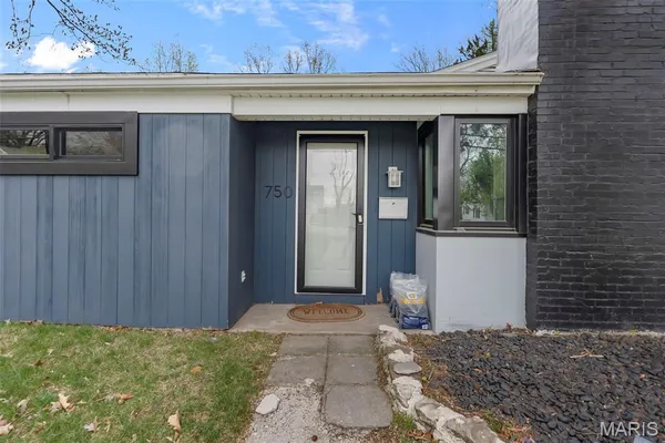 $324,900 | 750 Perry Avenue, Cape Girardeau, MO 63701