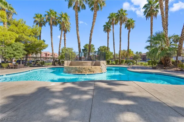 $1,040 | 4730 East Craig Road, Unit 2014, Las Vegas, NV 89115