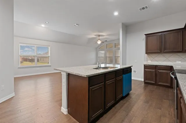 $449,999 | 466 Rockaway Drive, Midlothian, TX 76065