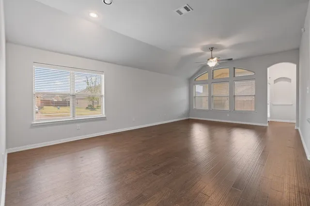 $449,999 | 466 Rockaway Drive, Midlothian, TX 76065