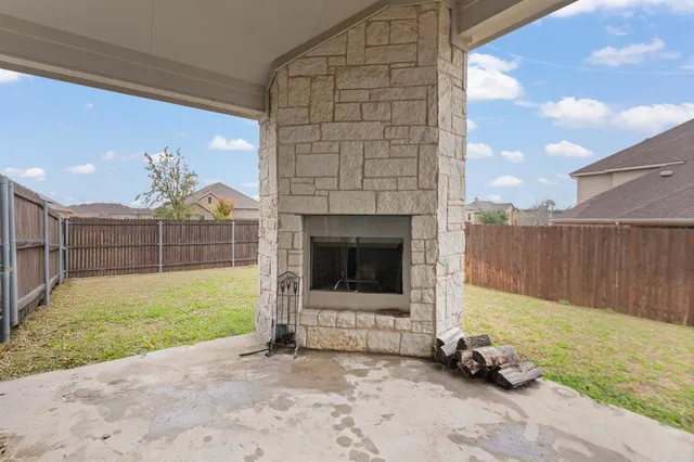 $449,999 | 466 Rockaway Drive, Midlothian, TX 76065