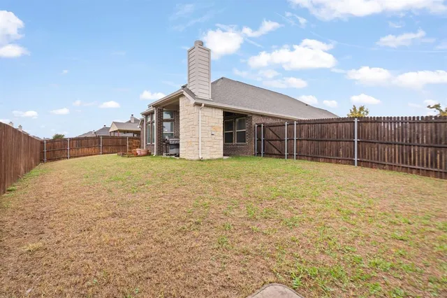 $449,999 | 466 Rockaway Drive, Midlothian, TX 76065