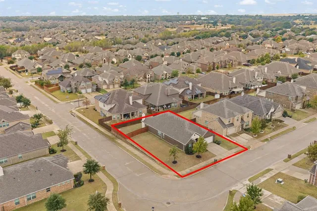 $449,999 | 466 Rockaway Drive, Midlothian, TX 76065