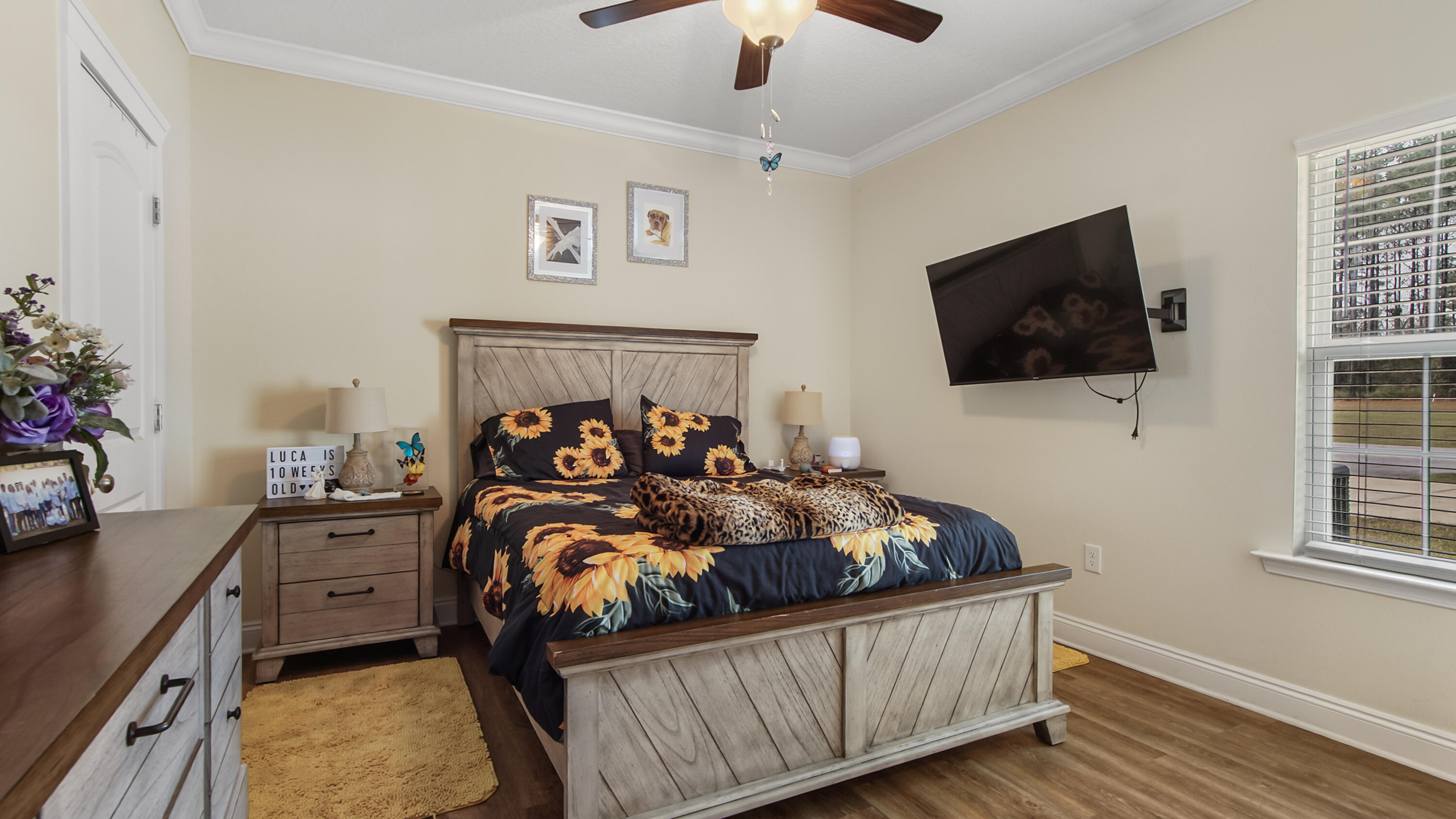 1836 Williams Road DeFuniak Springs, FL 32433 - Photo 36 of 41 a bed room with furniture and a flat screen tv