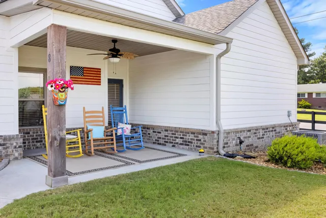 $306,000 | 8 Maddox Lane, Chatsworth, GA 30705